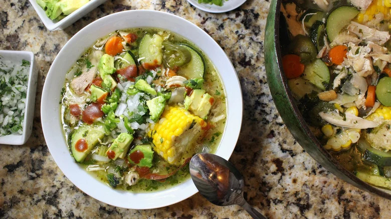 Caldo De Pollo