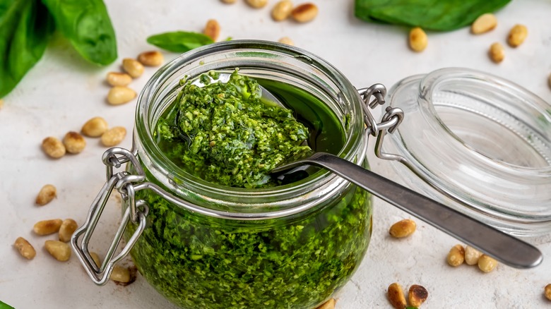 pesto