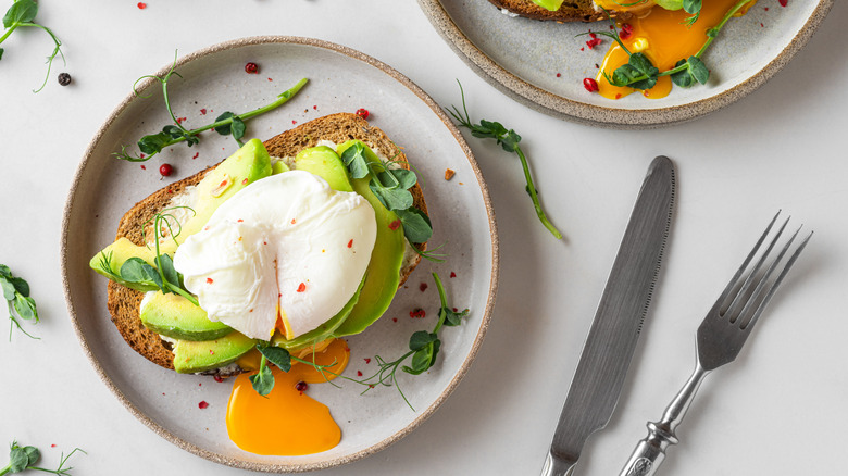 poached egg on toast