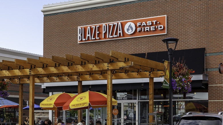 A New York City location of Blaze Pizza.
