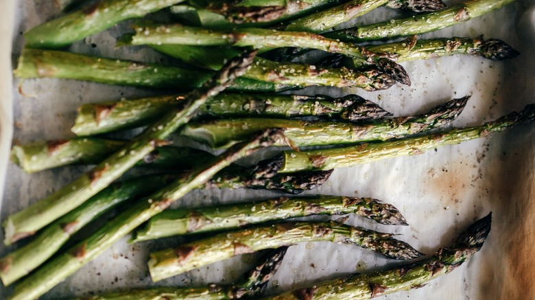 Broiled asparagus