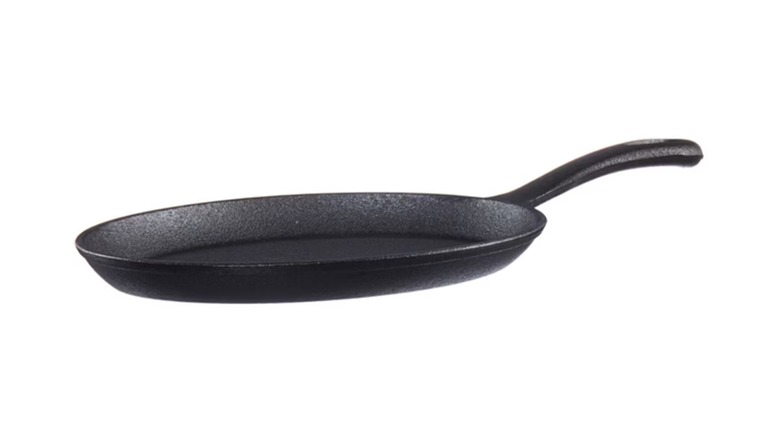 Cast iron fajita pan.