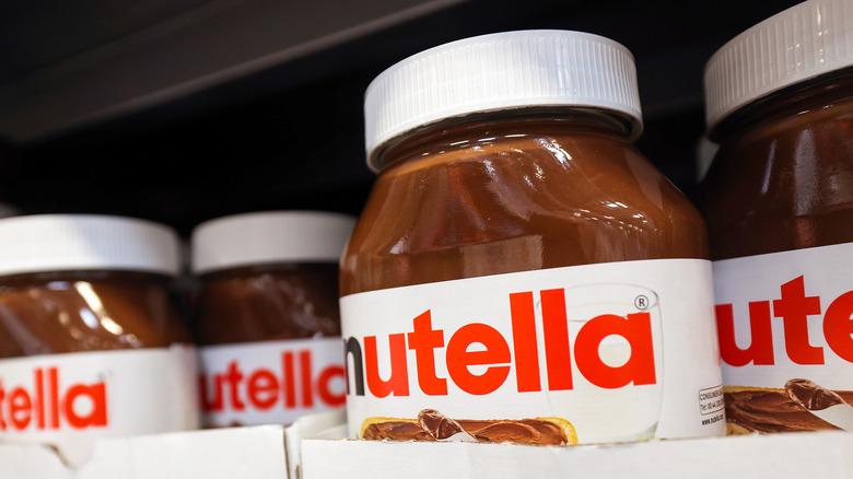 jars of nutella on shelf