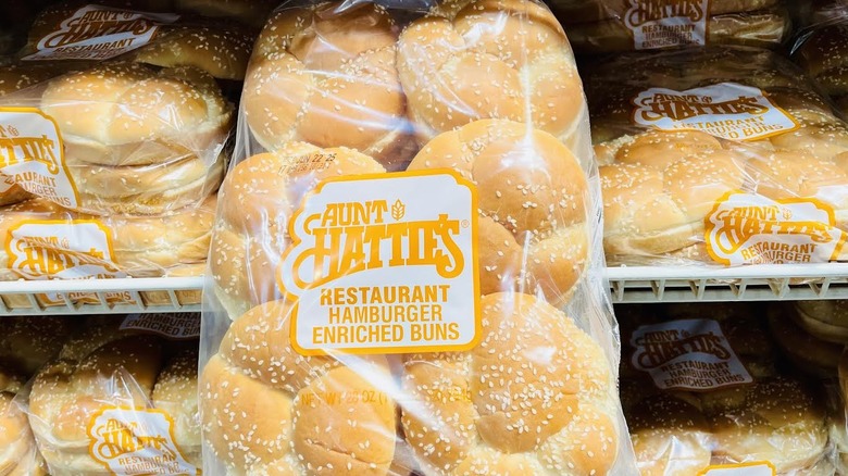 Shelves of Aunt Hattie's burger buns