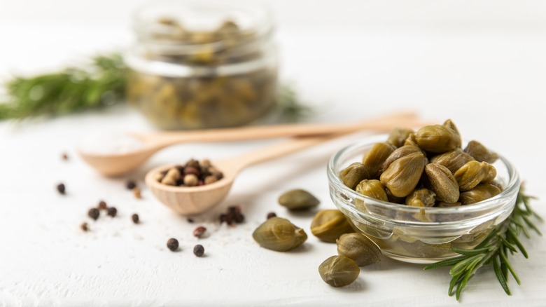ramekin of capers