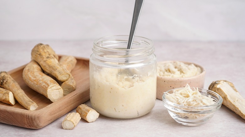 various styles of horseradish