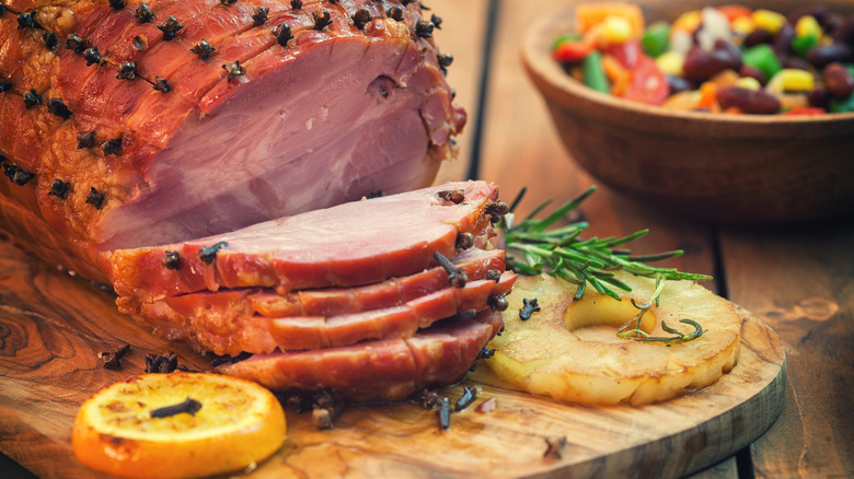 glazed ham with pineapple slices