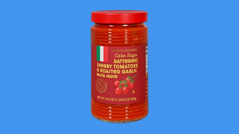 Caro Sugo Datterino Cherry Tomatoes & Roasted Garlic Pasta Sauce from Trader Joe's.