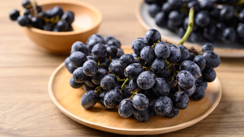 Bunch of Faith seedless grapes on a plate