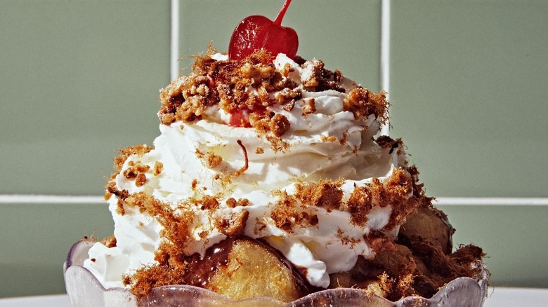 ice cream sundae in a dish