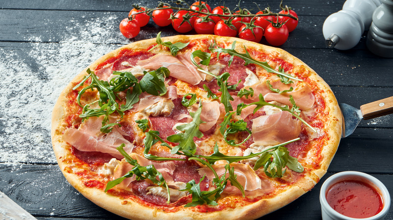 Prosciutto pizza