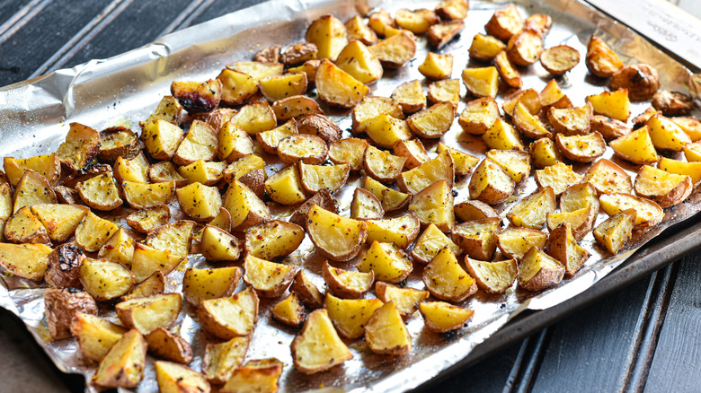 roast potato on roasting tin