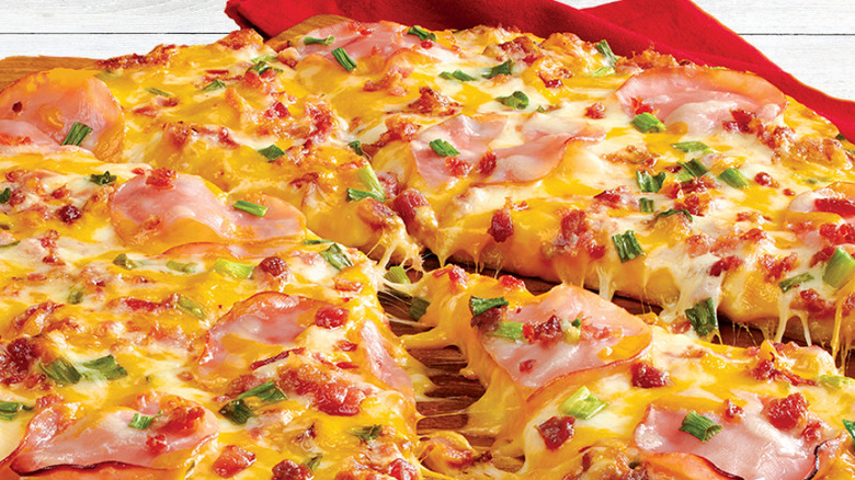 Papa Murphy's cheddar cheese pizza