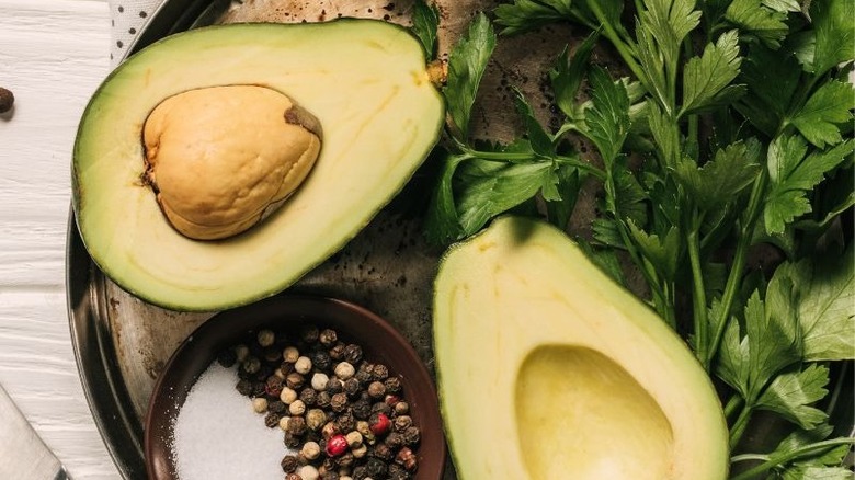 Lula avocados
