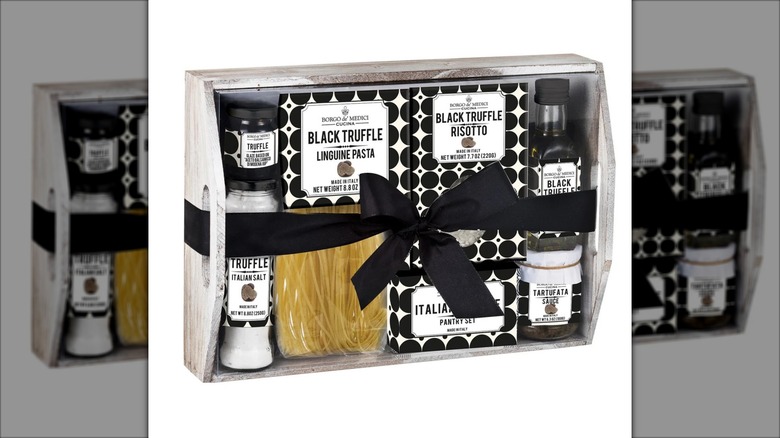 A Borgo de Medici Luxury Truffle Tray Set