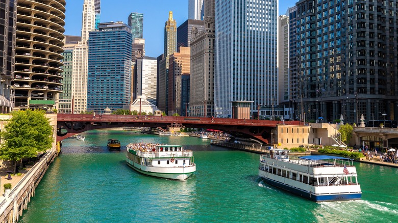 skyscrapers and the Chicago river