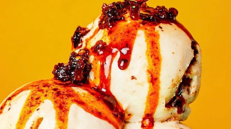 Chili sauce topping ice cream