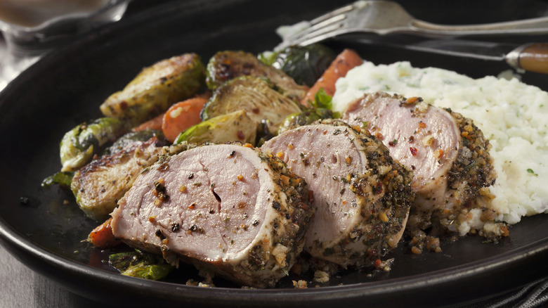 herb crusted pork tenderloin