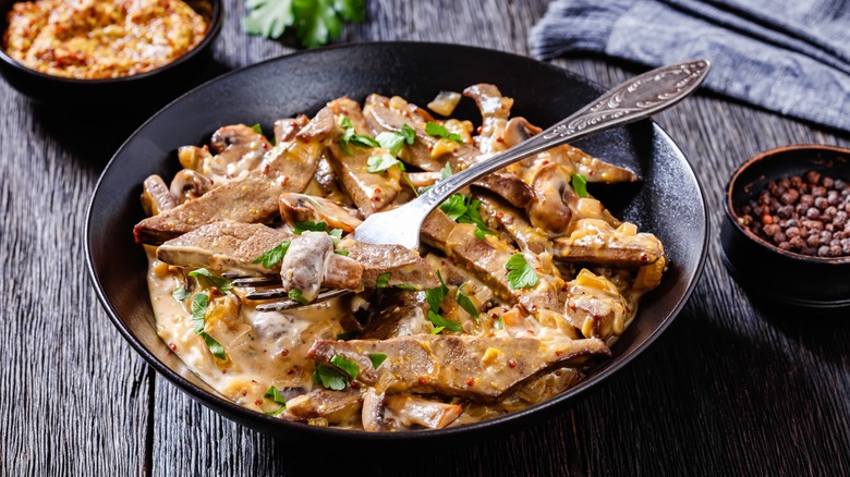 beef stroganoff in a pan
