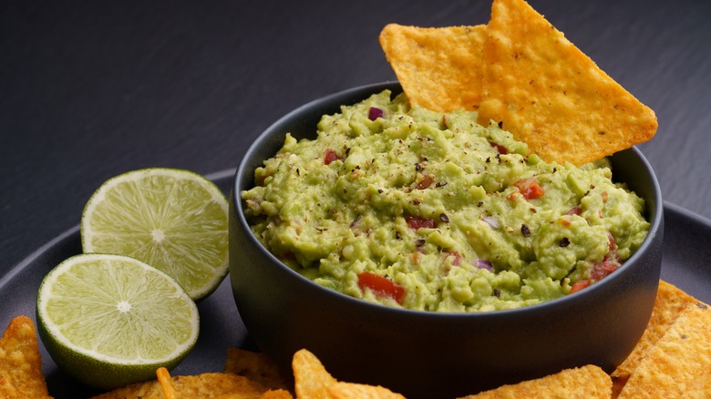 guacamole and tortilla chips