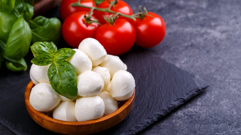 caprese salad ingredients on board