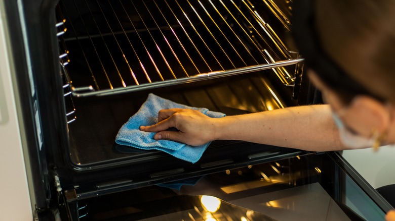oven cleaning
