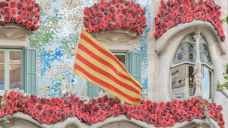 The Catalan flag at Casa Batlló.