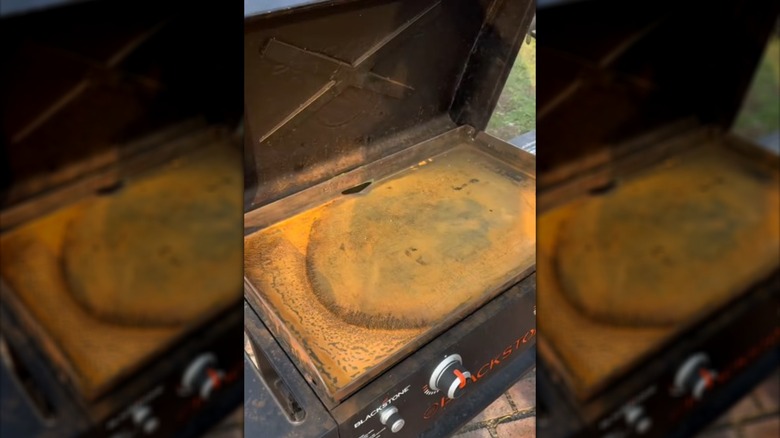 A rusted Blackstone griddle