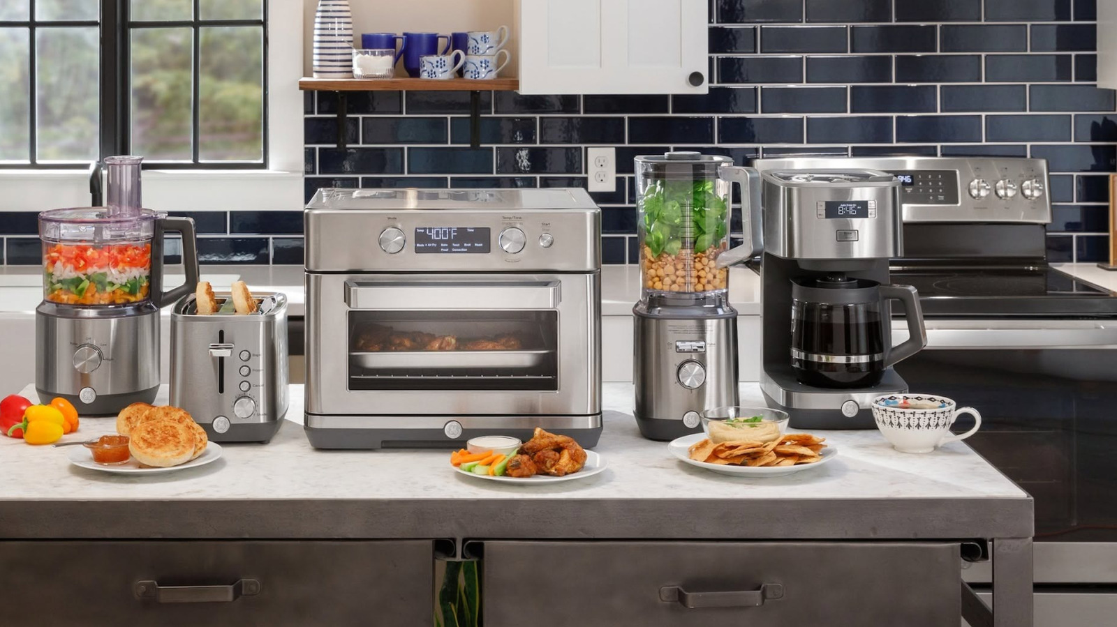 <a href="https://www.foodrepublic.com/2272969/common-problems-ge-appliances/" target="_blank">5 Common Problems With GE Appliances</a>