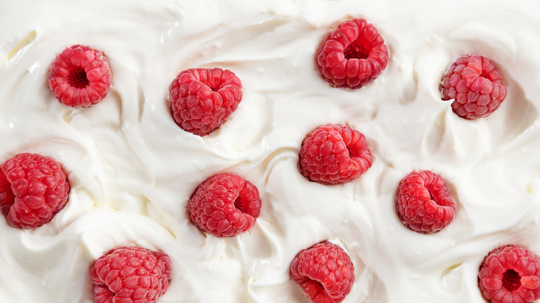 Raspberries in yogurt