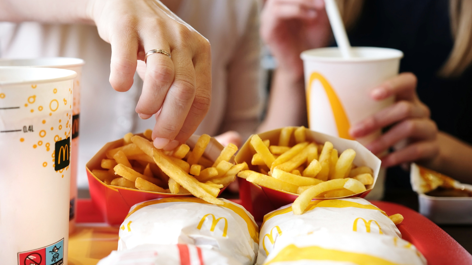 <a href="https://www.foodrepublic.com/2236836/international-mcdonalds-menus-items-wish-had-us/" target="_blank">5 International McDonald’s Menu Items We Wish We Had In The US</a>