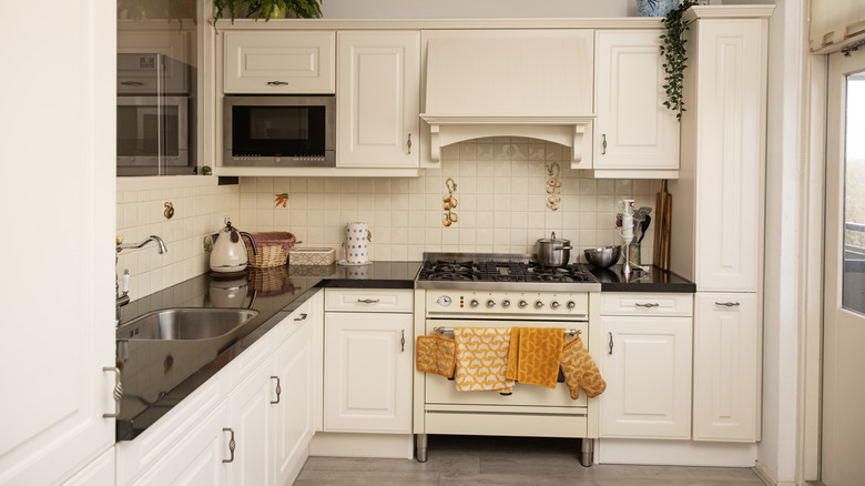 a warm cream retro kitchen