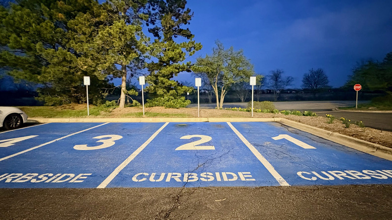 Curbside pickup parking spots at Aldi.