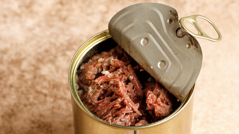 Canned roast beef