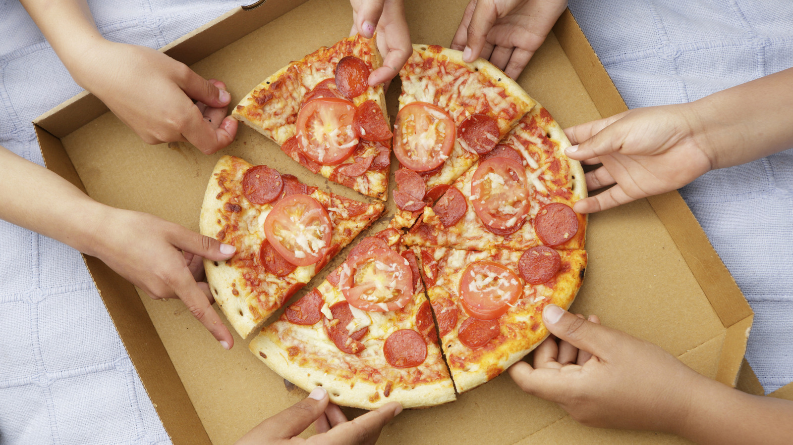 <a href="https://www.foodrepublic.com/1749106/pizza-chains-bankrupt-2024/" target="_blank">6 Pizza Chains That Have Filed For Bankruptcy In 2024 And One On The Brink</a>
