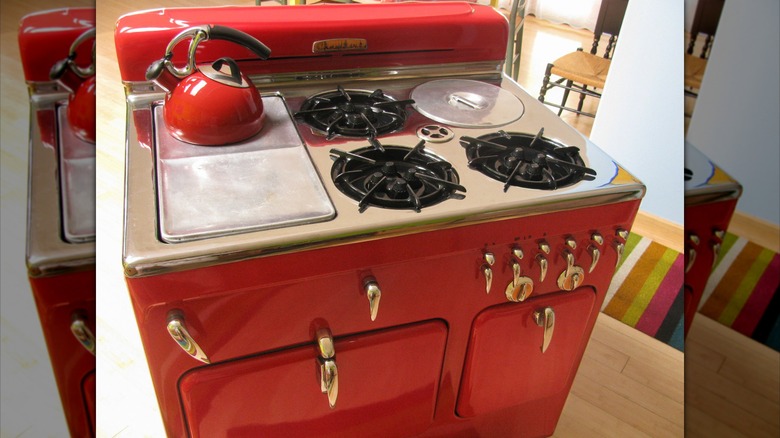 Red Chambers stove