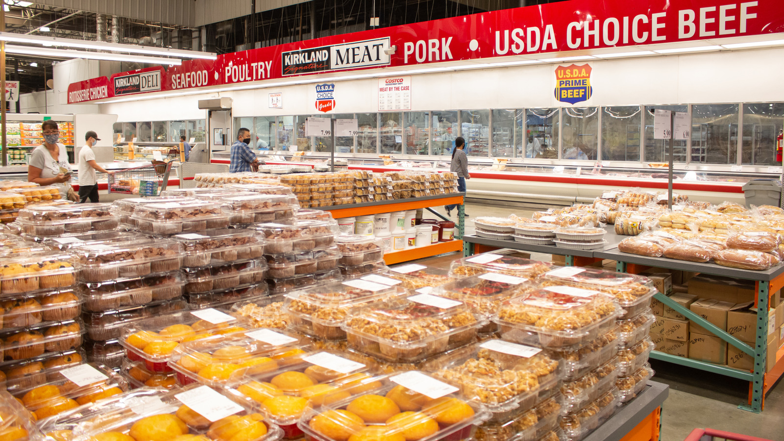 <a href="https://www.foodrepublic.com/1976584/cant-miss-costco-fall-foods/" target="_blank">7 Can’t-Miss Costco Fall Foods</a>
