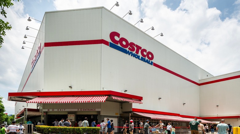 Costco storefront