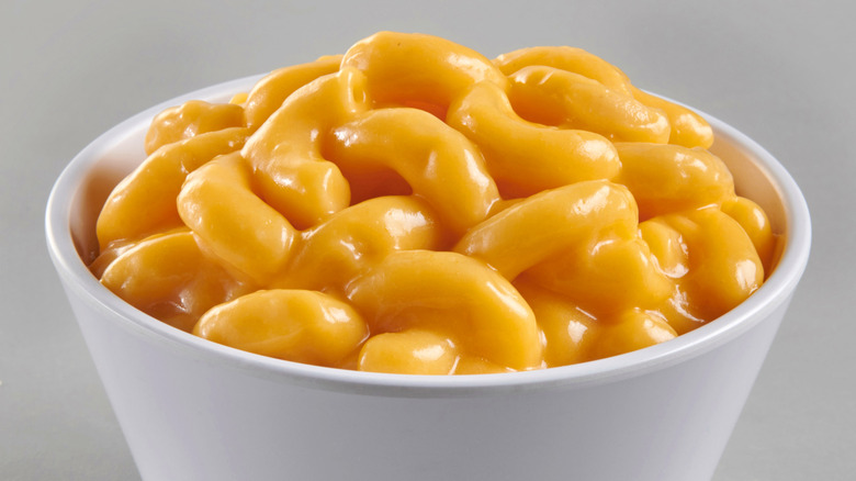 mac and cheese in small cast iron skillet