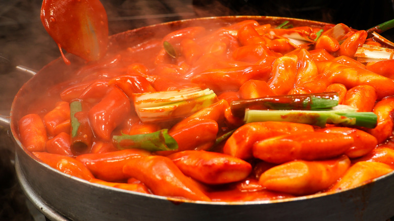 Tteokbokki in a pot