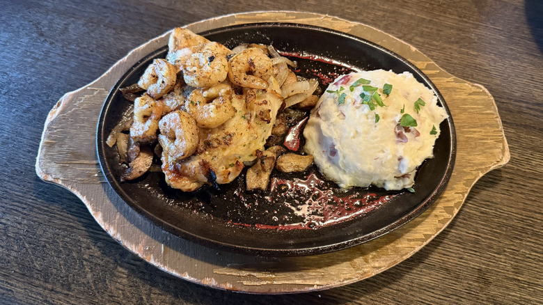 Applebee's Bourbon Street chicken and shrimp with mashed potatoes