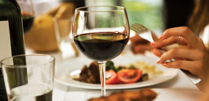 Here are suggestions on wines to enjoy on Thanksgiving with meats, sides and desserts.