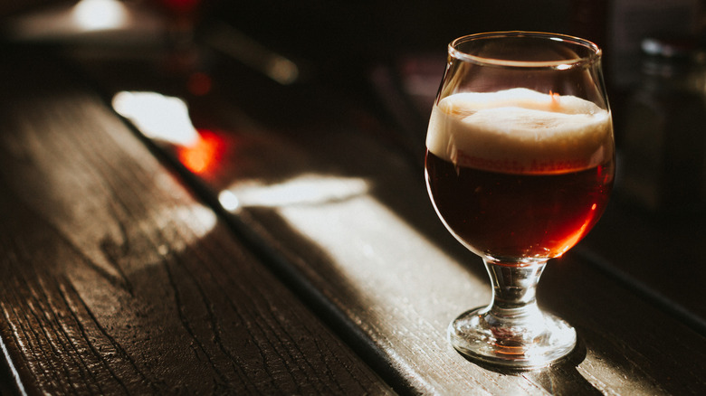 Dark amber ale