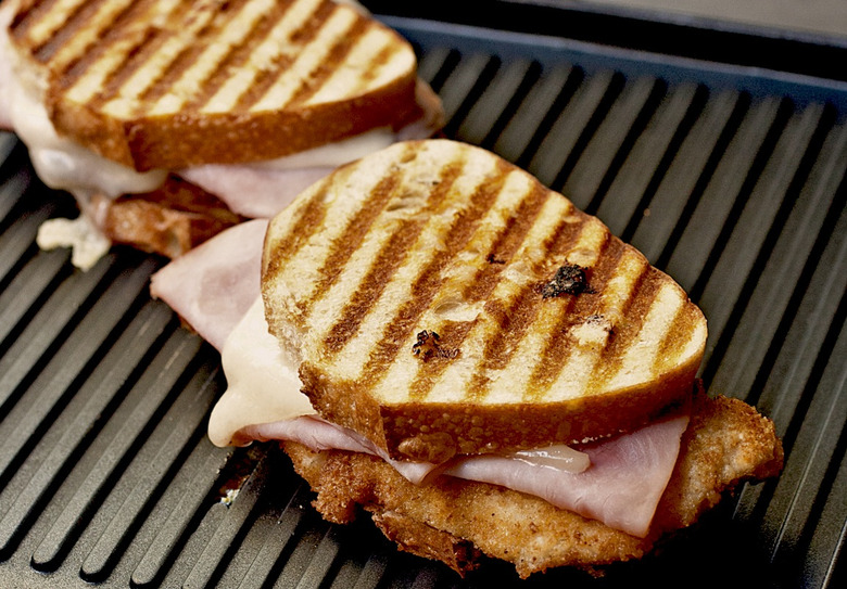 A Chicken Cordon Bleu Panini Recipe That You Simply Need To Make