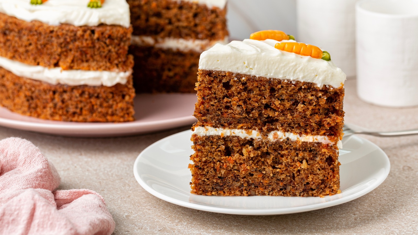 <a href="https://www.foodrepublic.com/1859185/secret-perfect-carrot-cake-texture/" target="_blank">Achieve The Perfect Carrot Cake Texture With This Simple Tip</a>