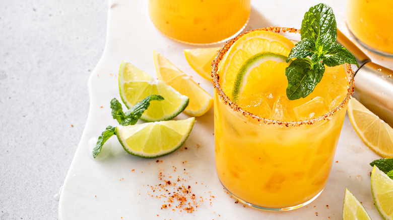 citrus margarita with mint