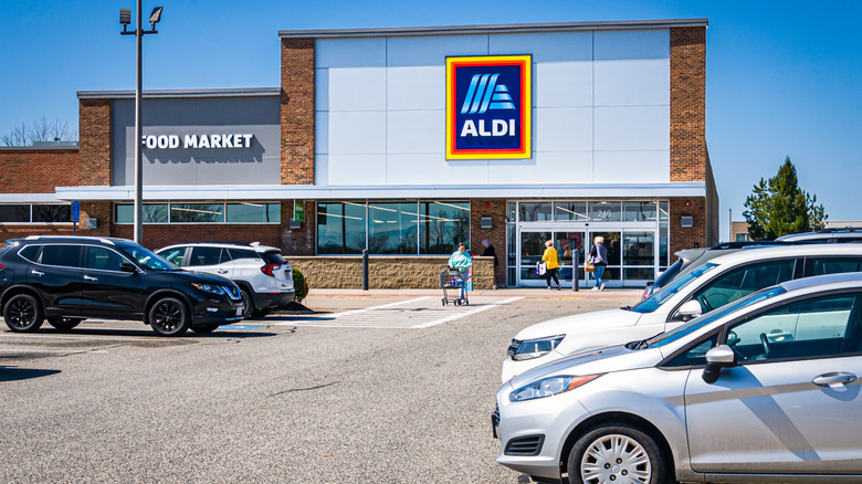 Aldi parking lot
