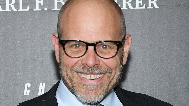 Alton Brown close-up in glasses