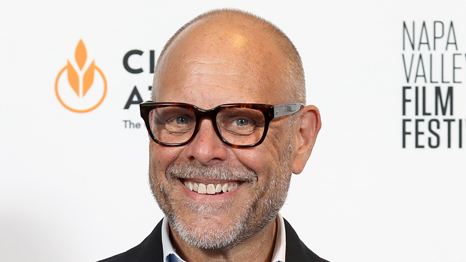 Alton Brown's Infallible Method For Crunchy Potato Skin