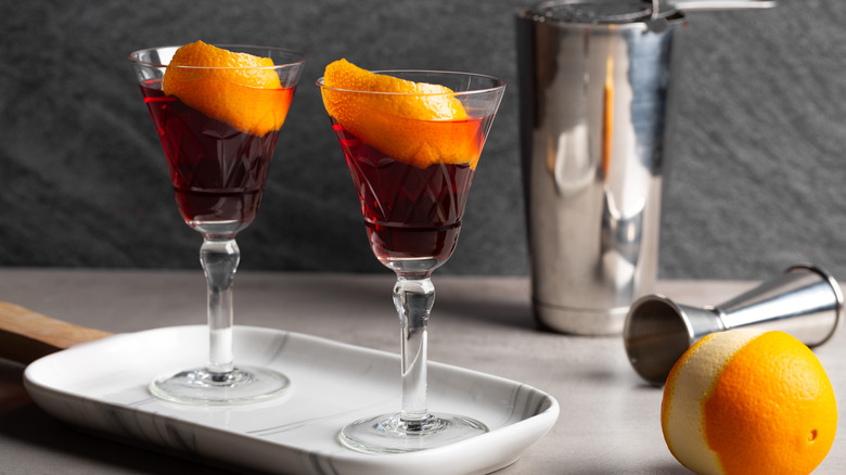 Cocktails in Nick and Nora coupe glasses 